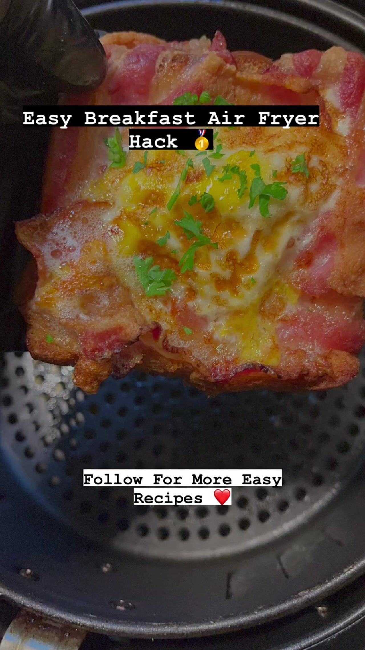 Air Fryer Bacon, Egg & Toast